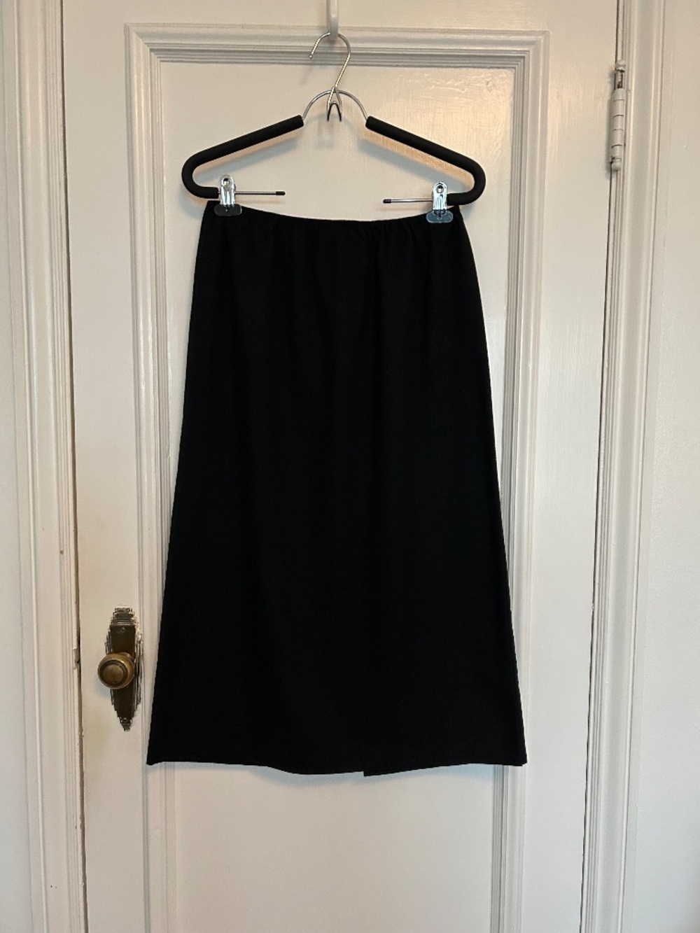 H&M Black Pull-On A-Line Midi Skirt Size Medium